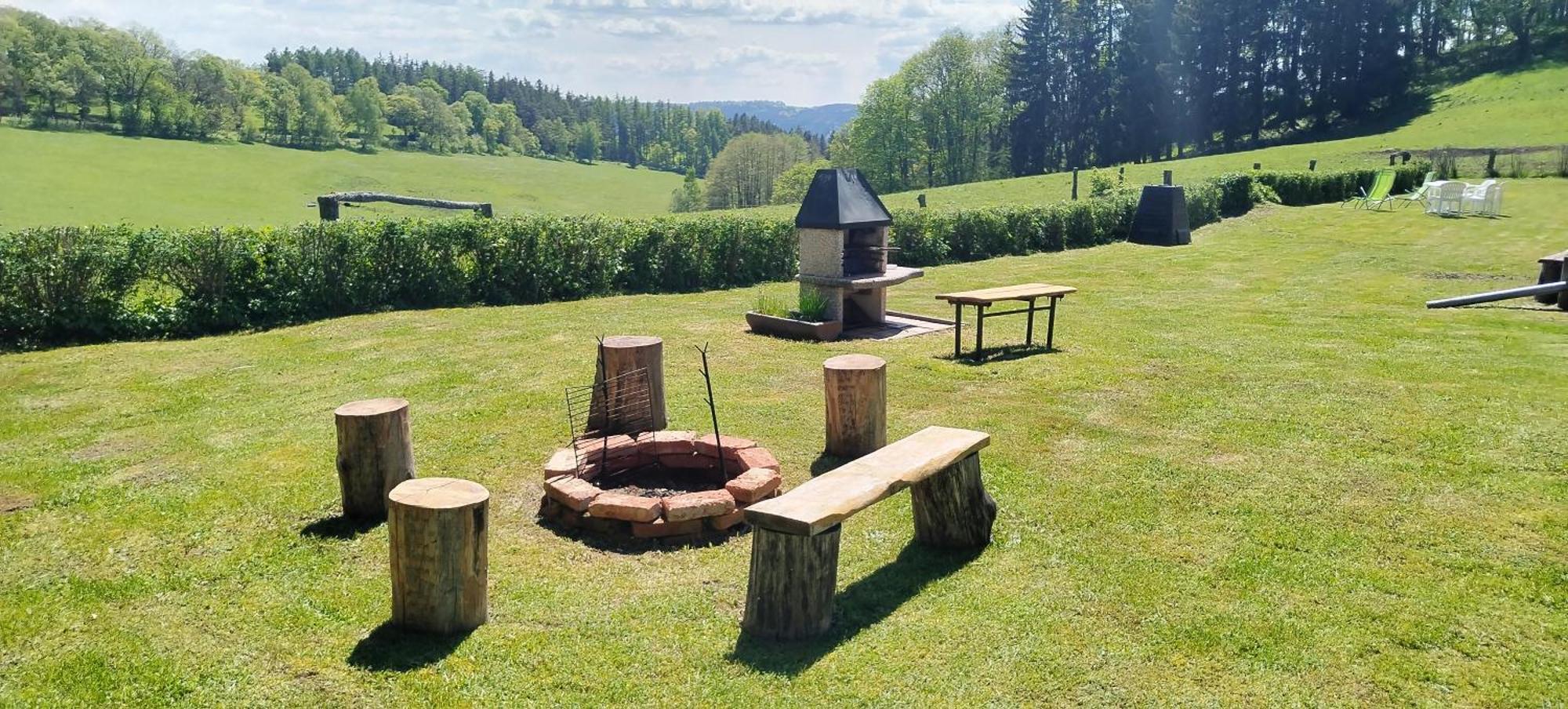 Apartmany U Becova Nad Teplou Becov nad Teplou Bagian luar foto
